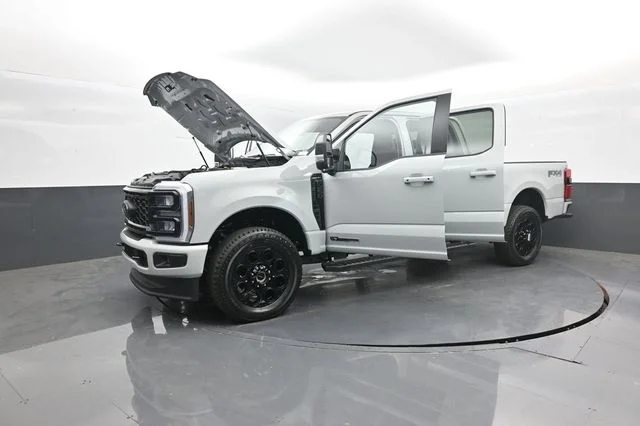 New 2026 Avalanche Ford F-250® Lariat® image 43