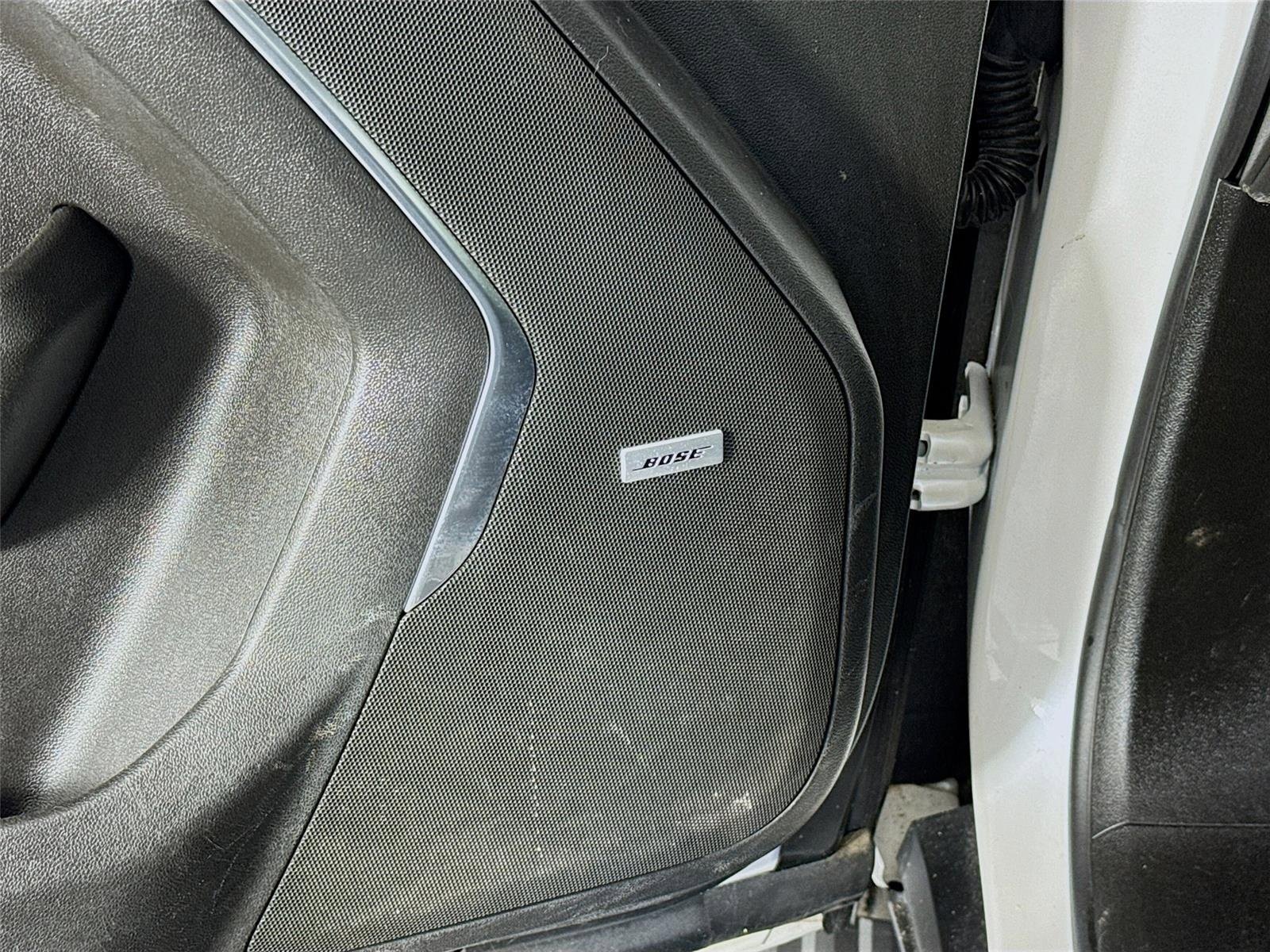 Used 2021 Iridescent Pearl Tricoat Chevrolet High Country image 21