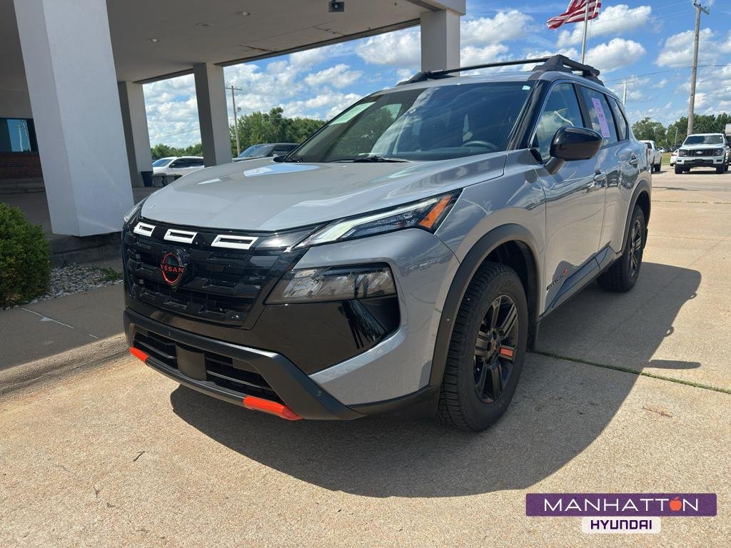 2025 Nissan Rogue Rock Creek AWD's photo