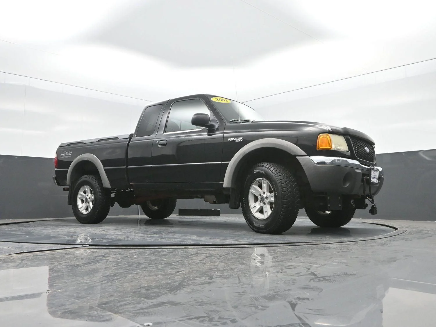 Used 2002  FORD  image 23