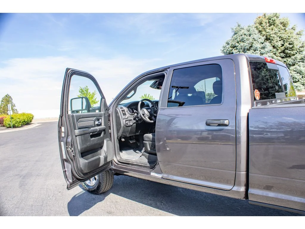New 2026 GRANITE CRYSTAL METALLIC Ram Big Horn image 25