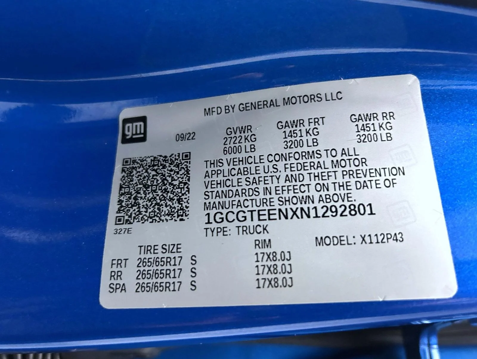 Used 2022 Blue Chevrolet ZR2 image 25