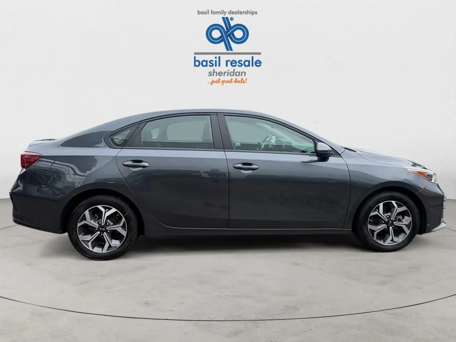 Used 2021 Gravity Gray Kia LXS image 7