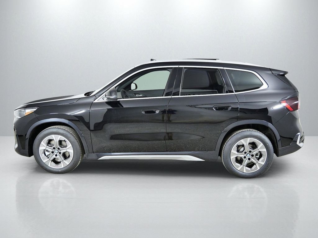 Used 2026 Jet Black BMW xDrive28i image 16