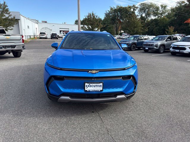 Used 2024 Riptide Blue Metallic Chevrolet 2LT image 3