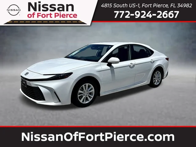 2025 Toyota Camry LE
