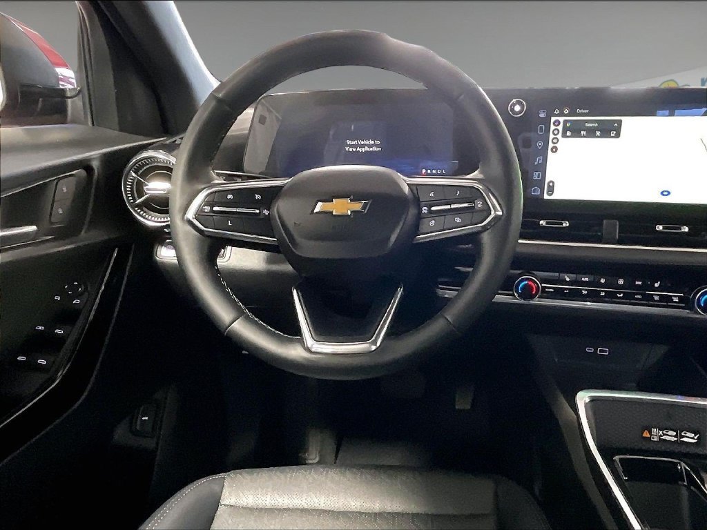 Used 2025 Red Chevrolet LT image 17