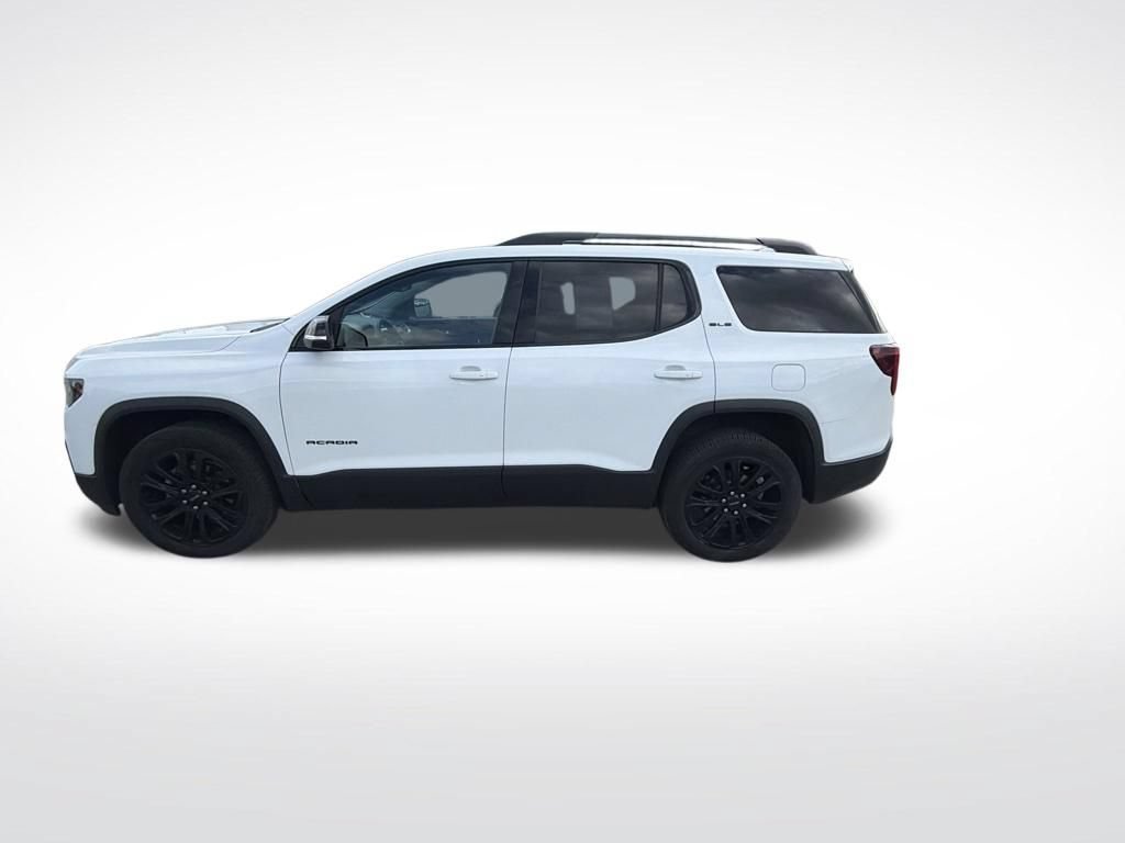Used 2022 Summit White GMC SLE image 2