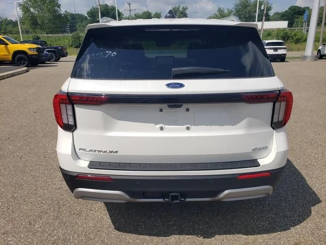 New 2026 White Ford Platinum image 5