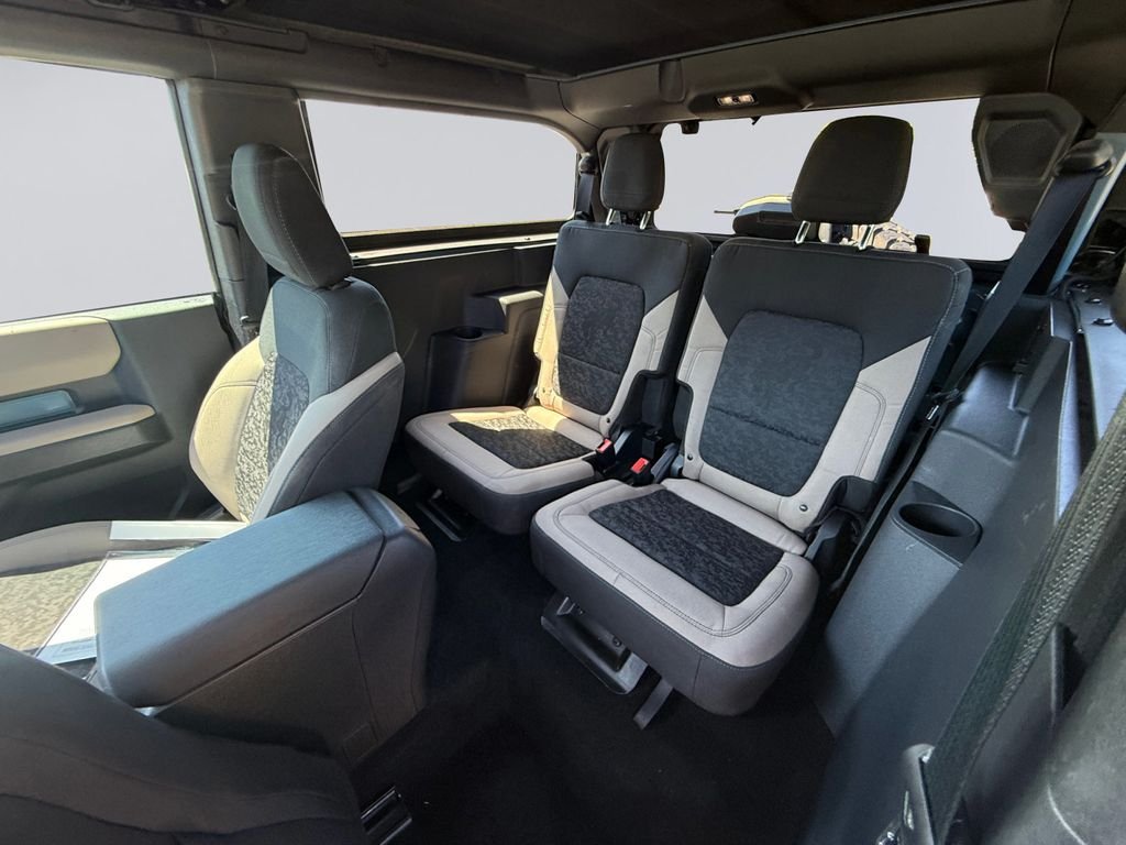 Used 2022 Blue Ford Wildtrak image 17