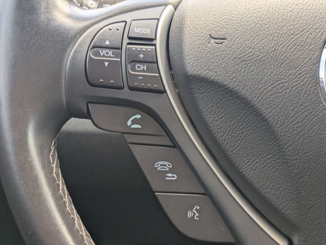 Used 2022 White Acura Premium and A-SPEC Packages image 25