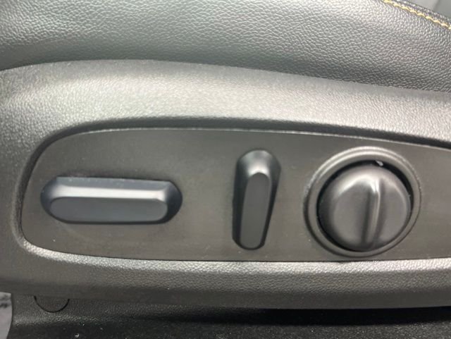Used 2024 Beige Chevrolet Premier image 19