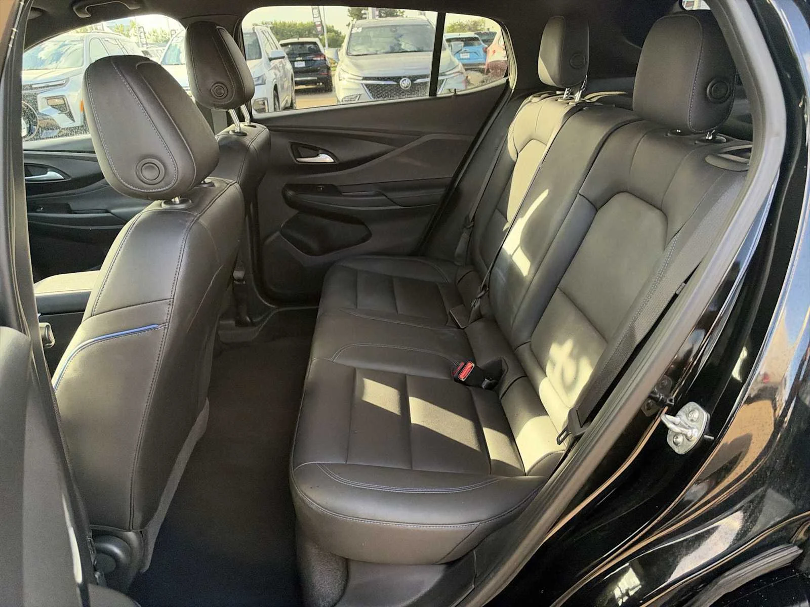 2025 Buick Envista Sport Touring - Photo 22