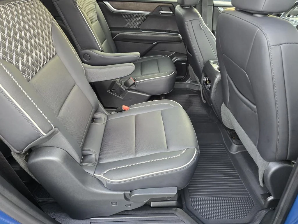 Used 2024 Downpour Metallic GMC FWD Denali image 20