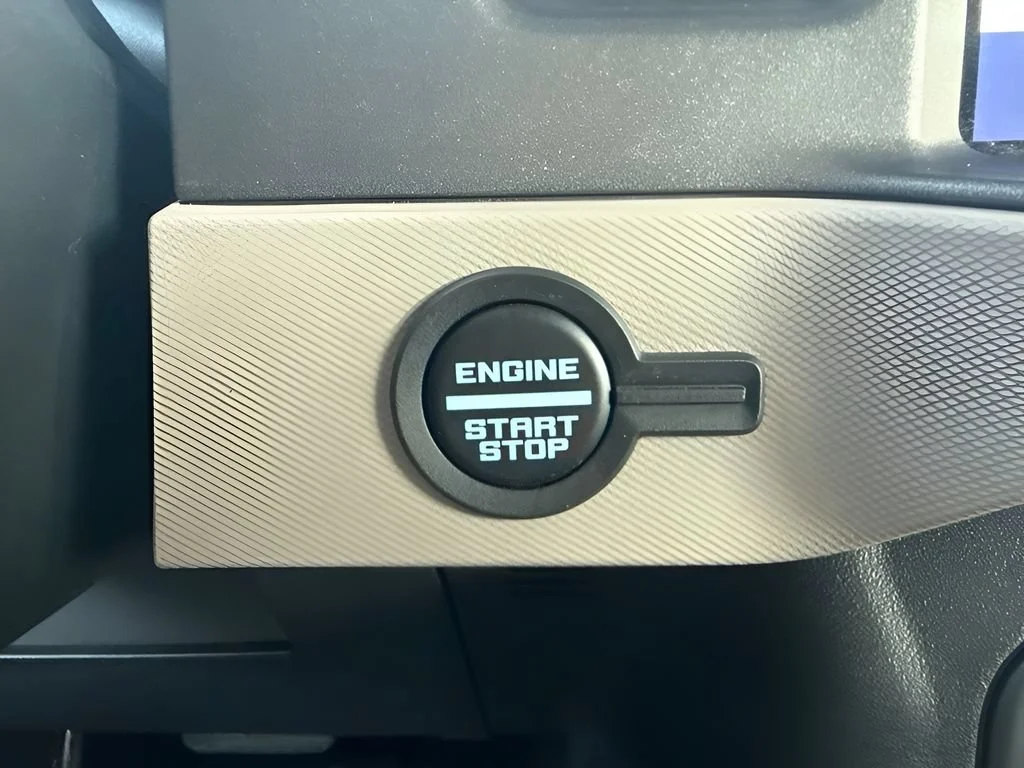 Used 2024 Blue Ford Wildtrak image 27