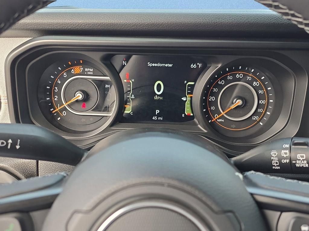 2025 Jeep Wrangler 4-Door Willys - Photo 25