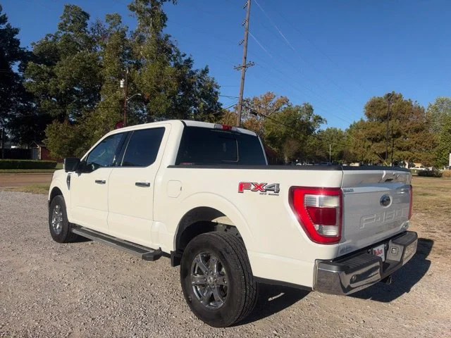 Used 2022 White Ford Lariat image 10