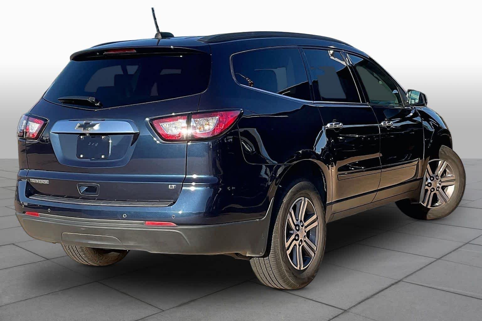 Used 2017 Blue Velvet Metallic Chevrolet LT image 13