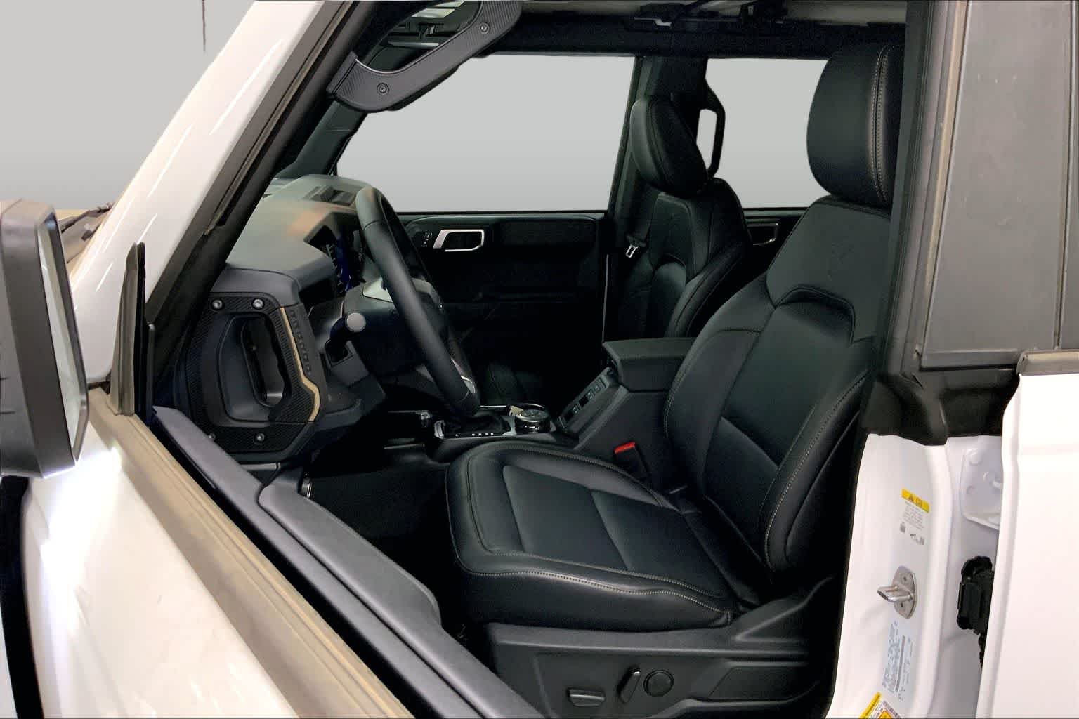 New 2026 Oxford White Ford Badlands® image 8
