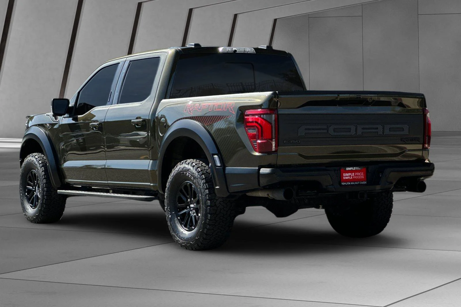 Used 2024 Green Ford Raptor image 10