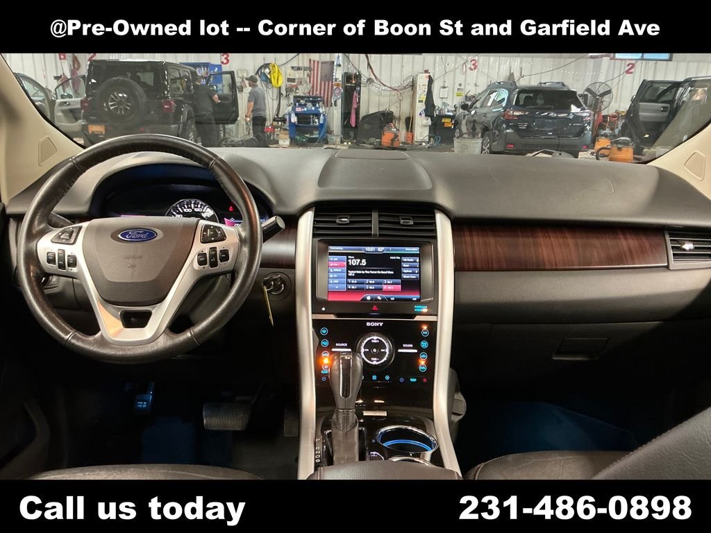 Used 2014 Gray Ford Limited image 18