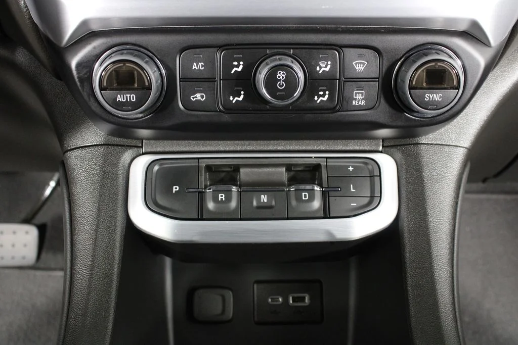 Used 2023 Black GMC SLE image 28