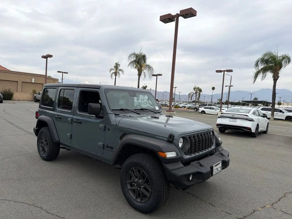 Used 2024 Gray Jeep Sport S image 1