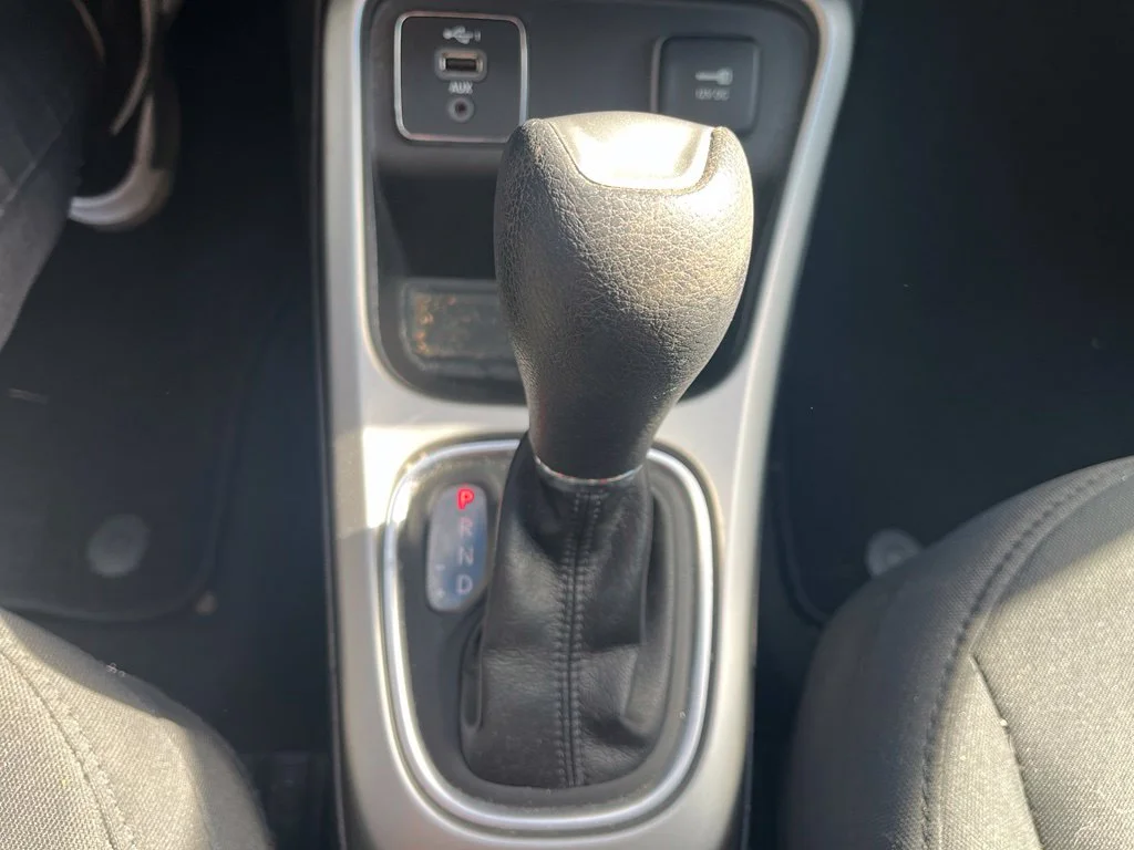 Used 2019 White Jeep Sport image 19
