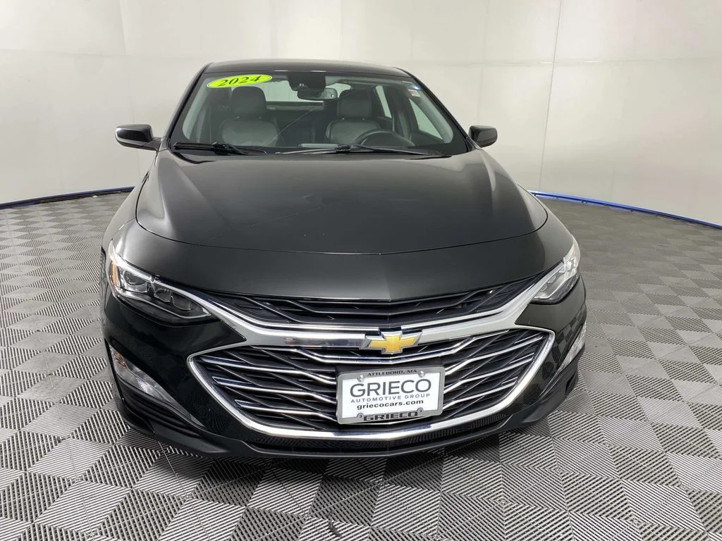 Used 2024 Black Chevrolet LT image 3