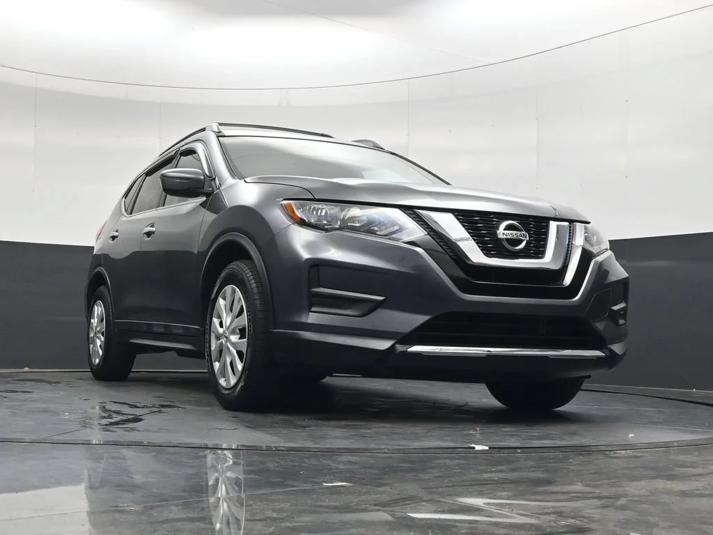 Used 2017 Gun Metallic Nissan S image 24