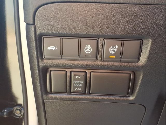 Used 2023 Black Nissan Platinum 2WD image 15
