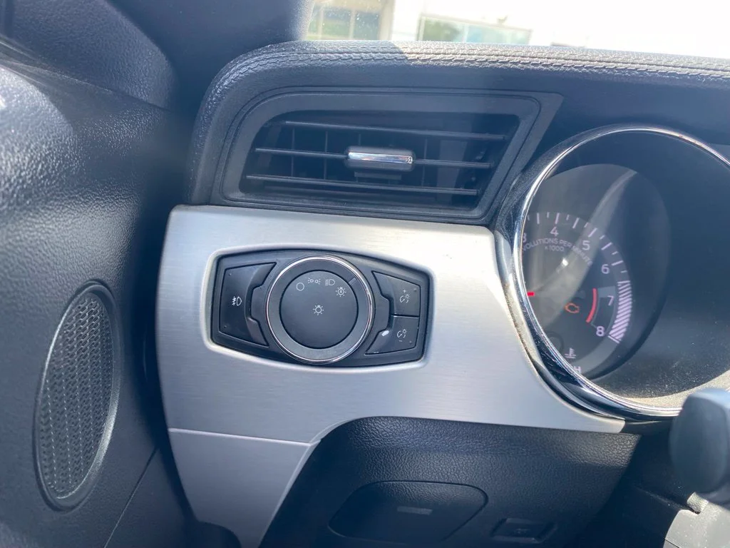 Used 2017 White Ford EcoBoost Premium image 19