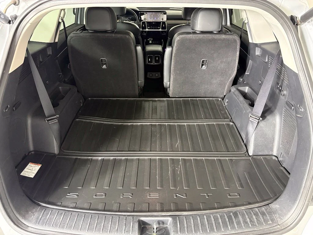 Used 2021 Silver Kia EX image 36