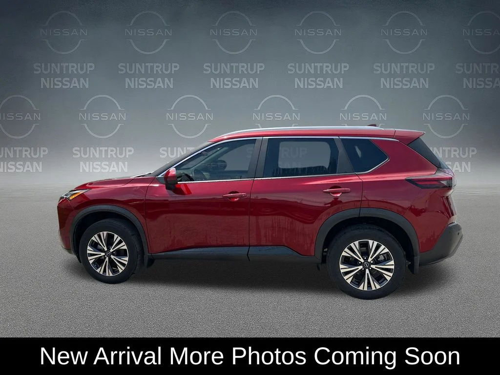 Used 2023 Red Nissan SV image 3