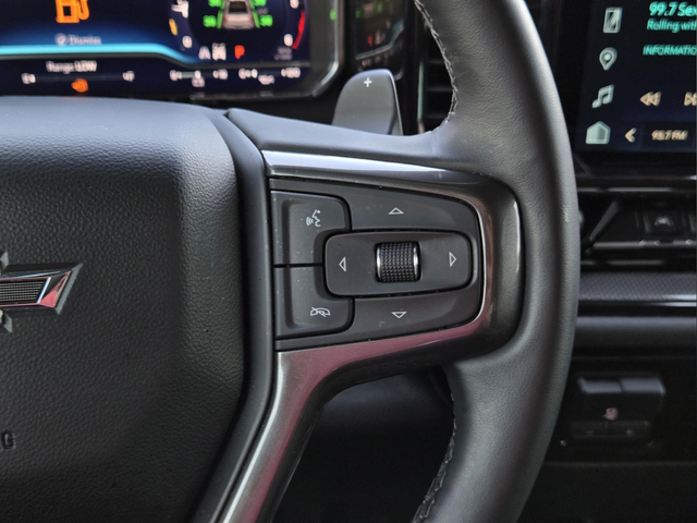 Used 2025 Black Chevrolet ZR2 image 13