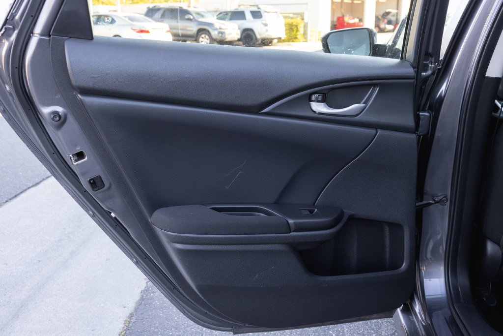 Used 2018 Polished Metal Metallic Honda EX-T image 28