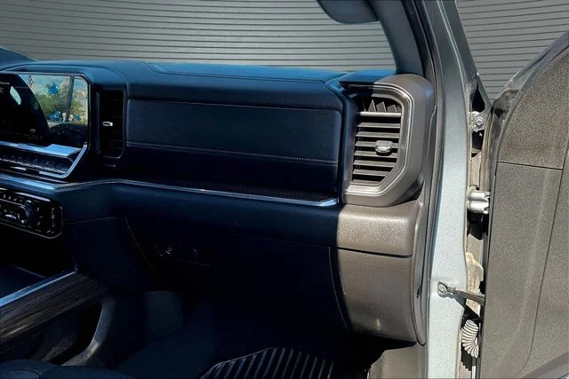 Used 2025 Gray Chevrolet LT image 26