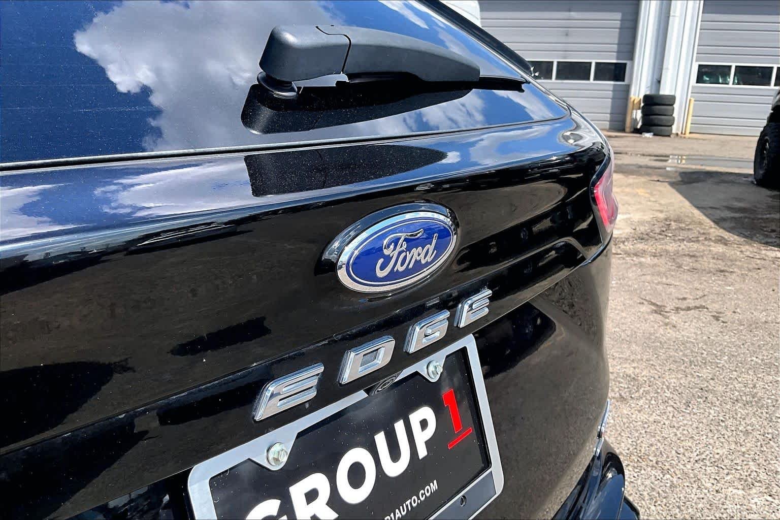 Used 2023 Agate Black Metallic Ford ST image 31