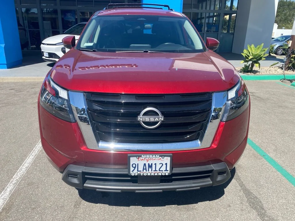 Used 2024 Red Nissan SV image 4