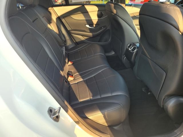 Used 2022 White Mercedes-Benz GLC 300 image 19