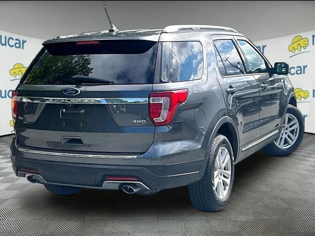 Used 2018 Gray Ford XLT image 13