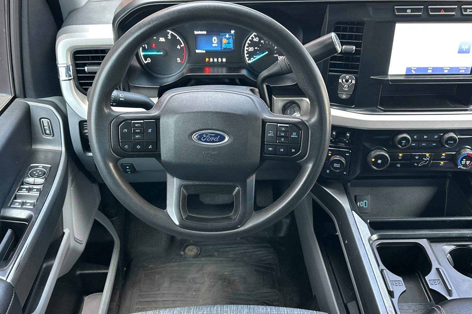 2023 Ford F-350 Super Duty XLT - Photo 19