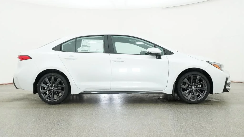 New 2026 Wind Chill Pearl Toyota SE image 13