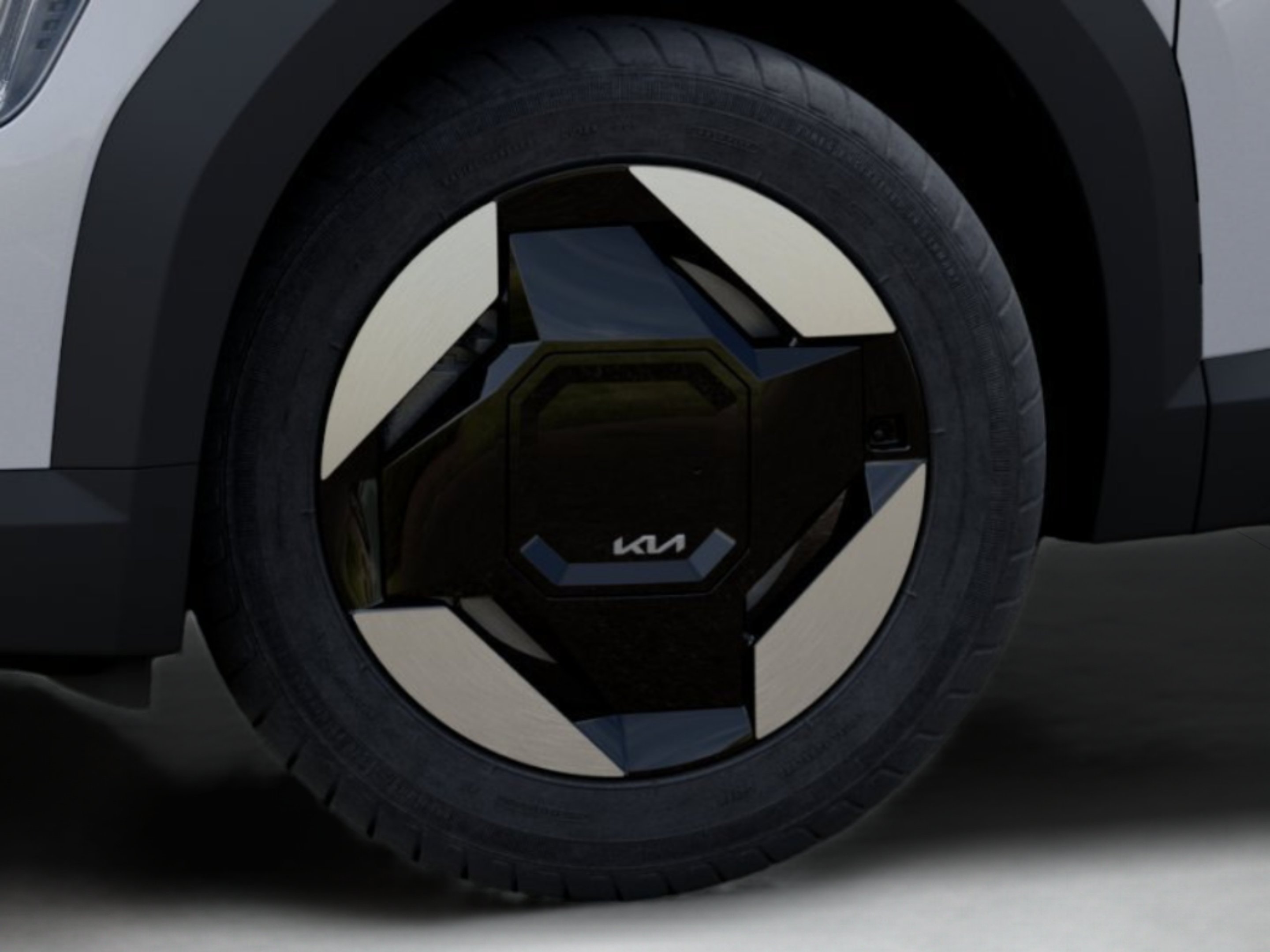 New 2026 Glacial White Pearl Kia Light Short Range image 10