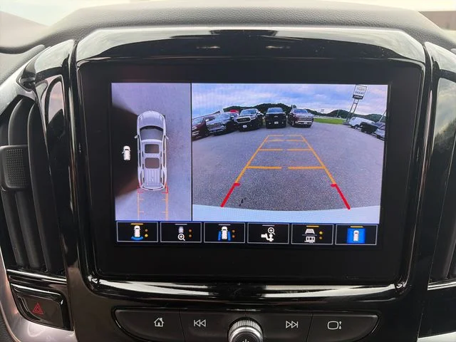 Used 2023 Summit White Chevrolet LT image 23
