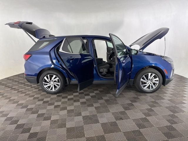 Used 2023 Blue Chevrolet LT image 13