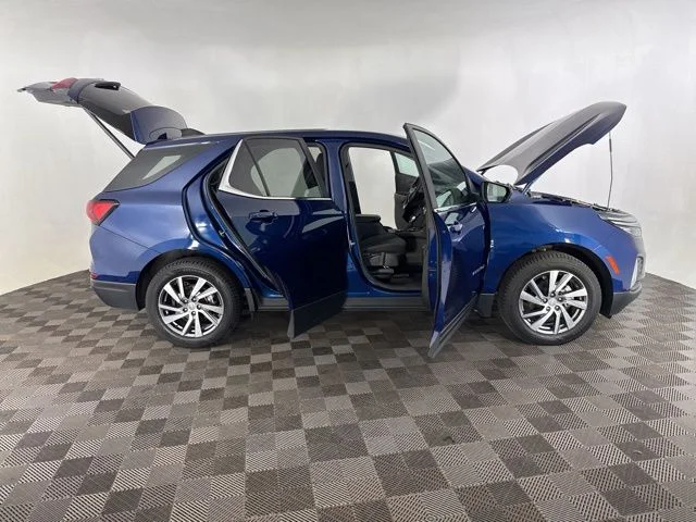 Used 2023 Blue Chevrolet LT image 13