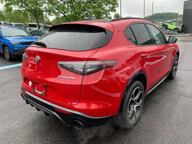 Certified Used 2024 Red Alfa Romeo Veloce image 7