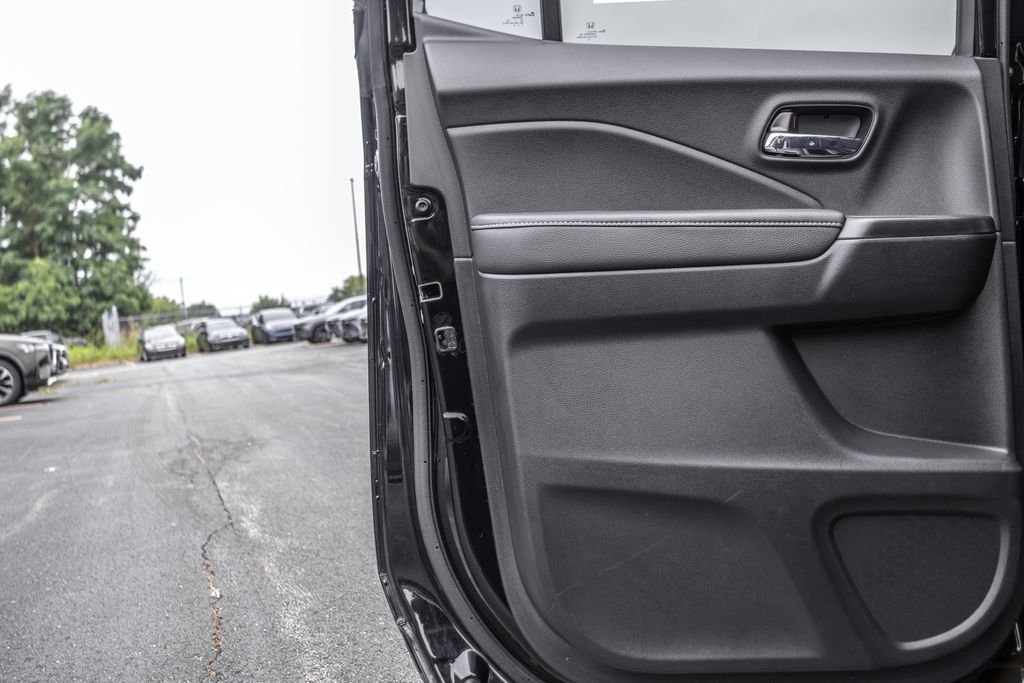 Used 2024 Black Honda RTL image 29
