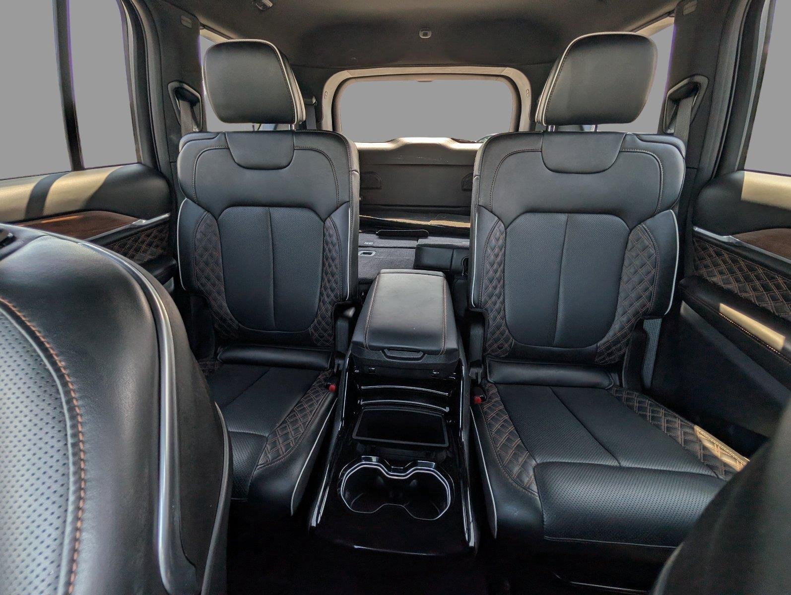 Used 2025 Diamond Black Crystal Pearlcoat Jeep Summit image 13